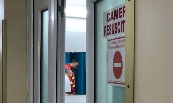 Scene cumplite în Botoşani! O fetiţă de numai 3 anişori a intrat în stop cardio-respirator în cabinetul medicului, după o răceală severă