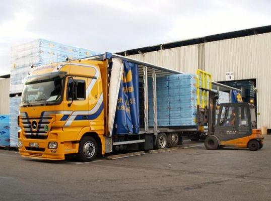 Exporturile României au urcat cu 15% în ianuarie, însă rămân sub valoarea importurilor