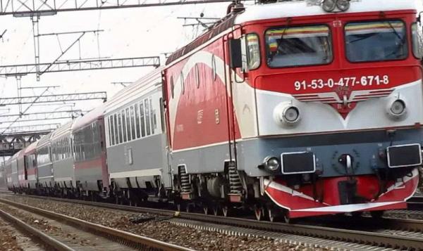 Tren deraiat în Bacău! Circulaţia feroviară e oprită