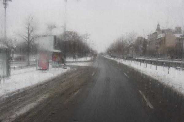 Încă două judeţe închid vineri şcolile, din cauza vremii