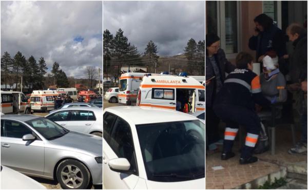 Accident grav în Prahova, la Slănic. Un autocar cu turişti israelieni s-a răsturnat, sunt 22 de răniţi, 10 ambulanţe intervin (Video)