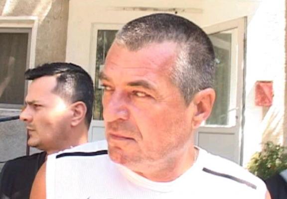 Măcelarul din Motru, care, timp de două ore, şi-a torturat iubita cu un ciob, apoi a ucis-o, face dezvăluiri şocante din spatele gratiilor