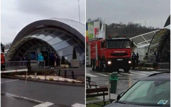 Panică în Salina Turda, unde roata mare s-a blocat cu 12 oameni în ea. Pompierii şi alpiniştii au început operaţiunile de salvare