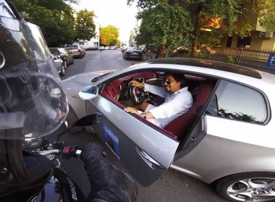 Celebrul guru al Codului Rutier a fost prins drogat în traficul din Bucureşti
