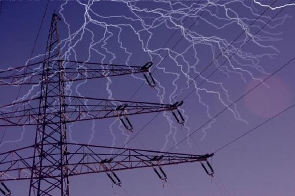 Alertă meteo de vreme severă! Cod portocaliu de fenomene periculoase, emis în mai multe localităţi din țară