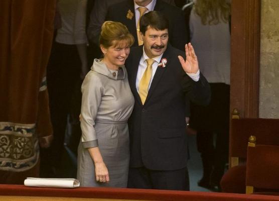 Preşedintele Ungariei şi soţia sa, aşteptaţi la procesiunea de Rusaliile Catolice de la Şumuleu Ciuc