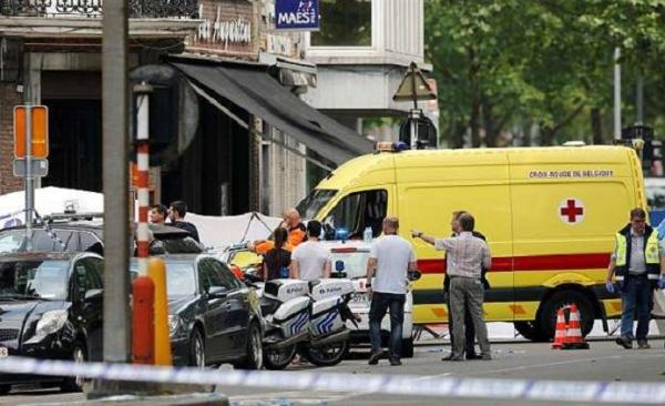 Autorul atacului de la Liege, unde 3 oameni au fost ucişi tocmai ieşise din închisoare. A fost un atentat terorist, confirmă autorităţile