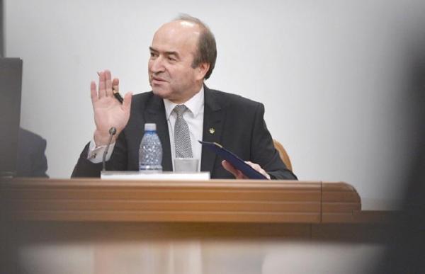 Ministrul Justiţiei, Tudorel Toader, va da explicaţii în Parlament privind raportul GRECO