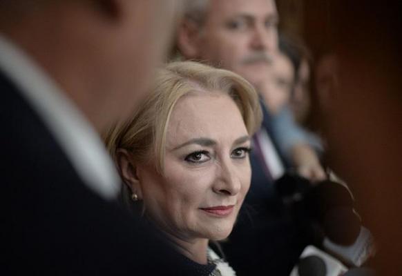 Viorica Dăncilă spune că sunt bani de salarii şi pensii: 'Nu văd de unde îngrijorarea domnului preşedinte Iohannis'