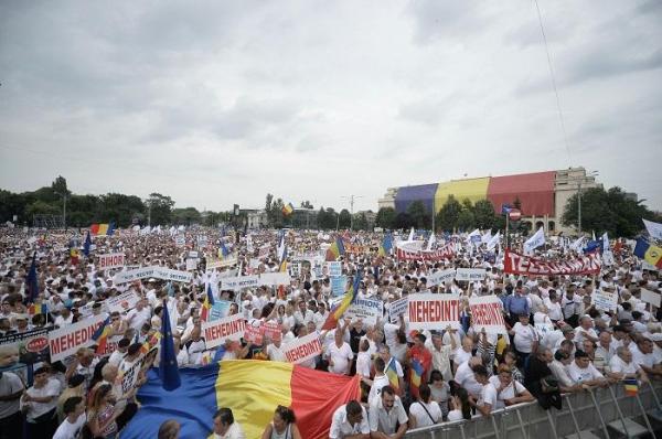 Paul Stănescu, vicepreşedinte PSD, anunţă un nou miting la Bucureşti: "Să fiţi pregătiţi, cu arma la picior!"