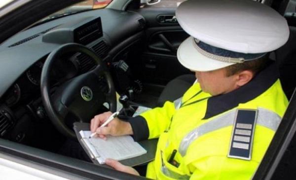 Veste bună pentru şoferi, schimbare majoră în plata amenzilor de circulaţie. Legea e la preşedinte, un singur pas până va fi aplicată