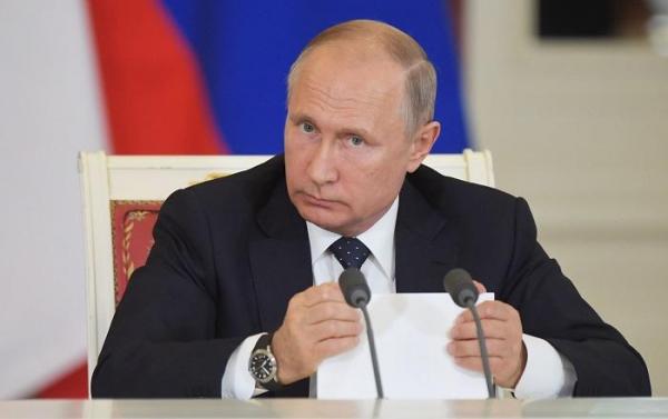 Vladimir Putin spune că se gândeşte ”în continuare” la cine îi va prelua locul la conducerea Rusiei, în 2024