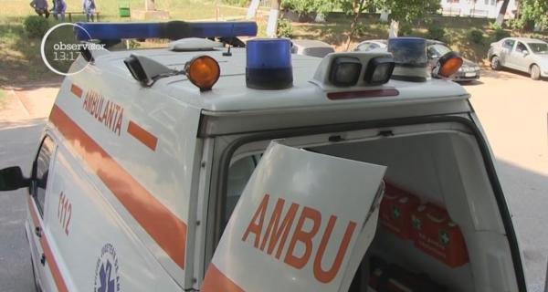 Ambulanță pregătită pentru preluarea pacienților