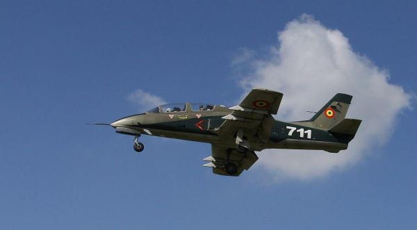 IAR 99 Şoim în zbor