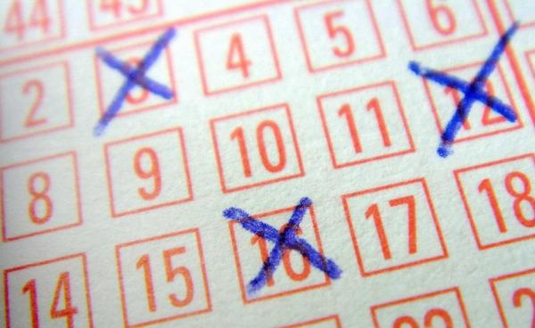 Report istoric, se pun în joc 4.4 milioane de euro!