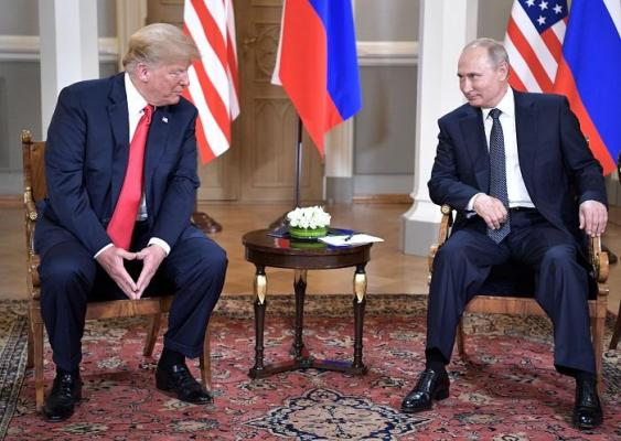 Vladimir Putin l-a invitat pe Donald Trump la Moscova