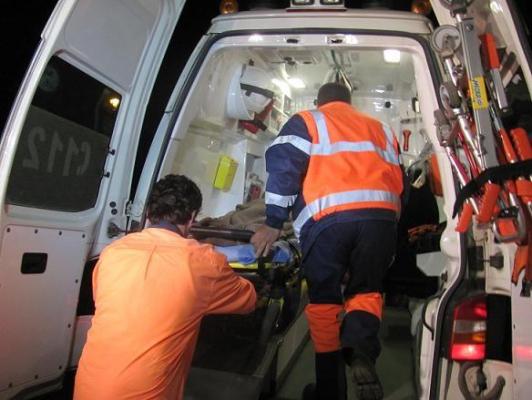 O mamă cu doi copii în maşină a provocat un accident groaznic în Argeş, transportaţi de urgenţă la spital