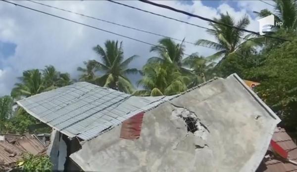 Construcţie distrusă de un cutremur în Indonezia