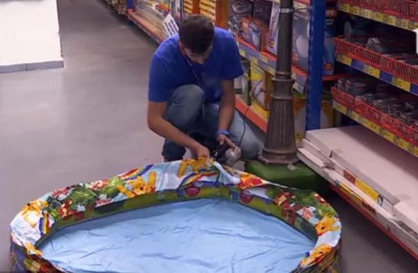 Piscinele gonflabile, vânzări duble