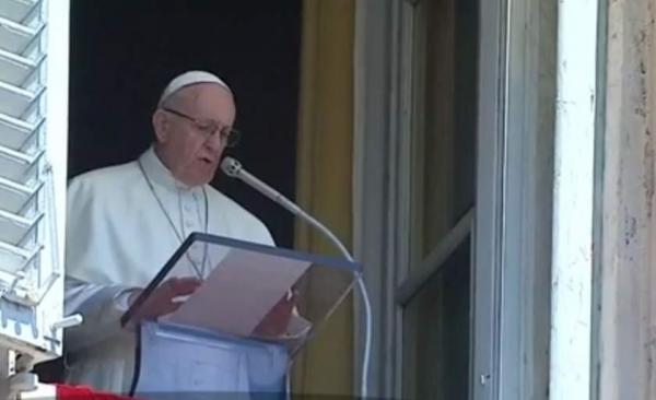 Mesajul Papei Francisc după ce s-a aflat că în SUA  peste o mie de copii au fost abuzaţi de preoţi catolici