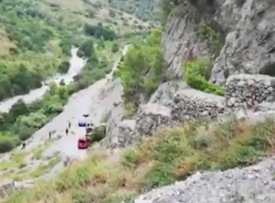 O nouă tragedie în Italia! 10 turişti au murit după ce au fost surprinşi de o viitură, într-un defileu