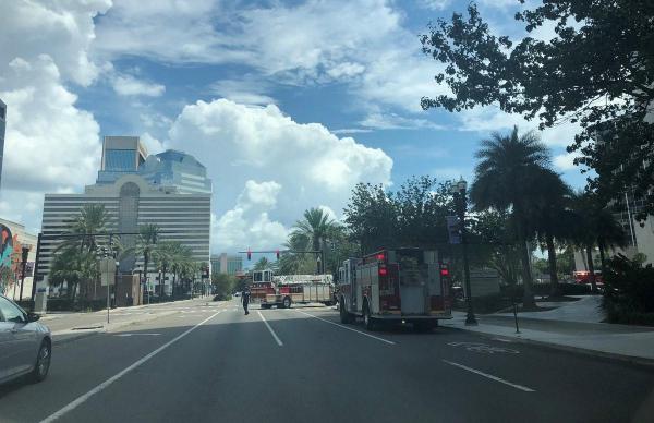 Forțele de urgență intervin la restaurantul din Florida unde a avut loc atacul armat