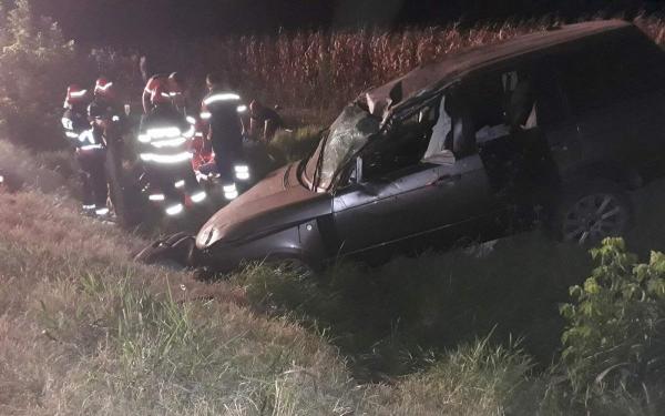 Echipele de urgență intervin la locul accidentului din Andrășești