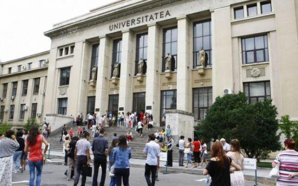 Înscrierile pentru admiterea la facultate au început