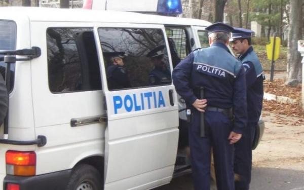 Tânăra de 17 ani din Râmnicu Vâlcea care şi-ar fi înjunghiat iubitul, arestată