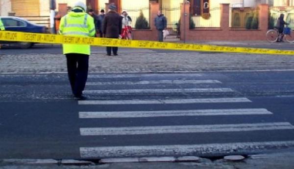 Femeie ucisă pe o trecere din Piteşti de un tânăr șofer cu BMW. În urmă cu 2 zile, o altă persoană a fost lovită, pe aceeaşi trecere