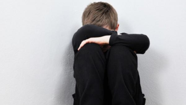 Un profesor italian a batjocorit doi fraţi români, în timpul meditaţiilor. Monstrul a fost condamnat la 8 ani de închisoare