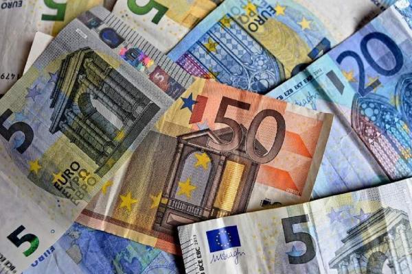 Curs euro-dolar