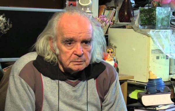 Poetul Emil Brumaru într-un interviu