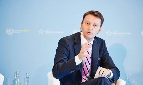 Siegfried Mureşan la o conferinţă