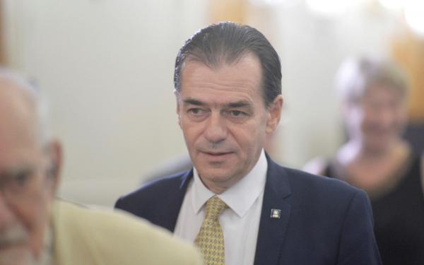 Ludovic Orban pe holurile Parlamentului