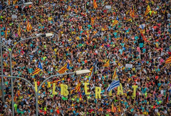 Catalanii continuă să spere în obţinerea independenţei