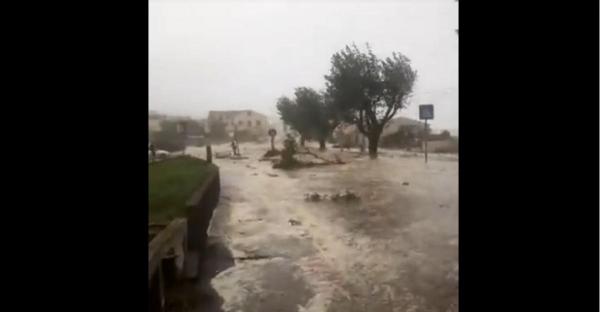 Mii de sinistraţi în Insulele Azore