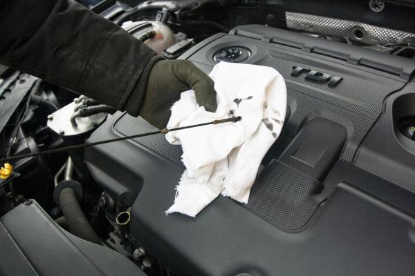 Mașina nu mai „trage”? Iată care ar putea fi cauza!