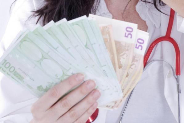 Întreaga poveste s-ar fi derulat în perioada 2014-2015