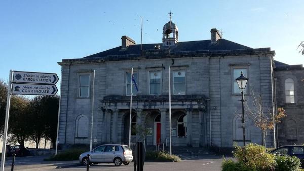 Românii, bănuiţi că fac parte dintr-o reţea internaţională