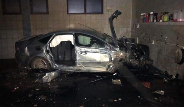 Tânăr din Putna, accident cu maşina într-o spălătorie auto