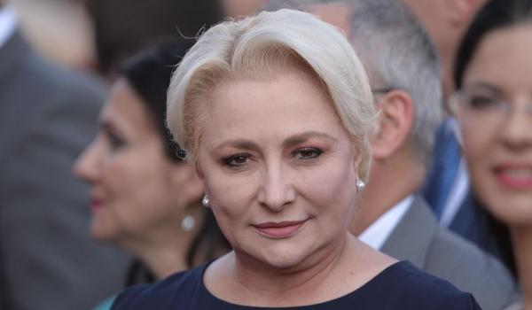 Viorica Dăncilă la o reuniune a PSD