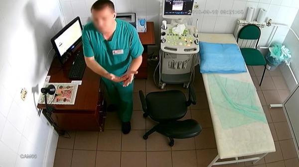 Ginecolog din Ucraina, acuzat că filma pacientele pe ascuns și posta imaginile pe internet