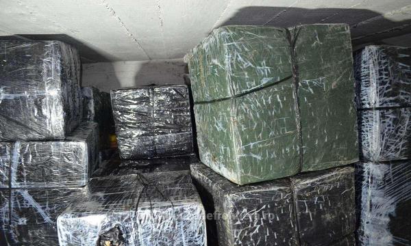 Poliţiştii au rămas uimiţi de numărul mare de colete