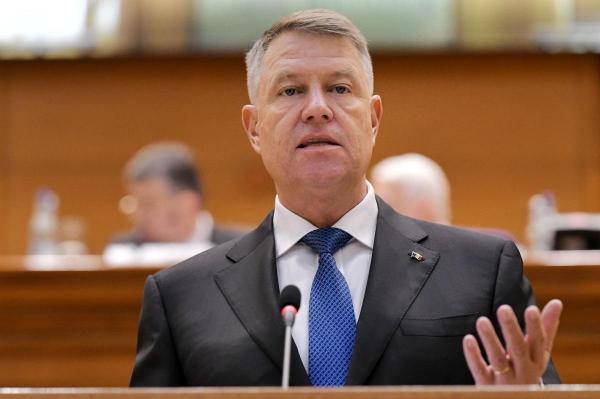 Klaus Iohannis vrea primari aleși în două tururi