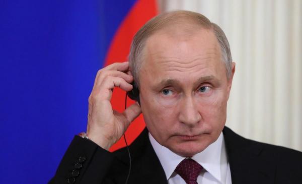 Vladimir Putin într-o conferință de presă