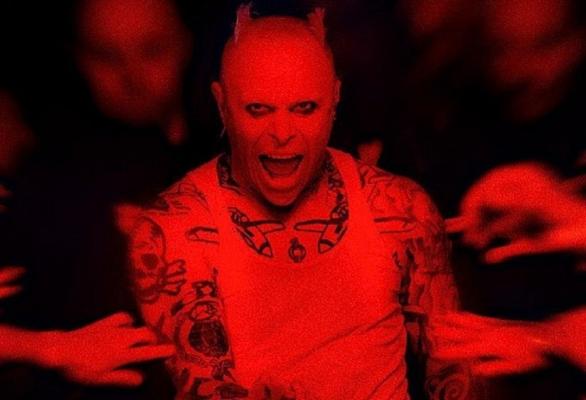 Keith Flint, solistul Prodigy, găsit mort în casă, s-ar fi sinucis