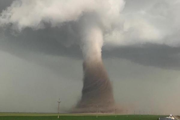 O tornadă uriaşă a lovit la Drajna, în Călăraşi (Video)