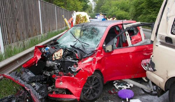 Accident mortal cu români