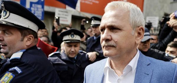 La prima instanţă, Dragnea a luat 3 ani şi 6 luni de închisoare cu executare